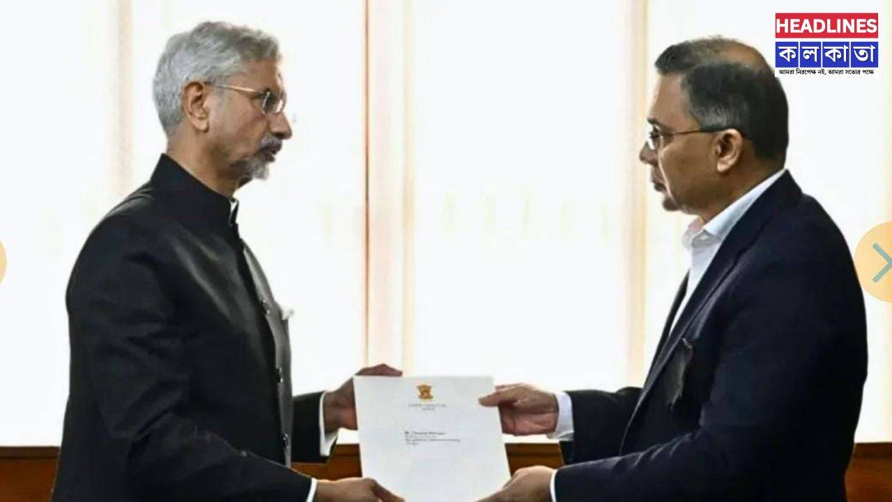 সম্পর্কের বরফ গলছে? তারেক রহমানের হাতে মোদির চিঠি পৌঁছে দিলেন জয়শঙ্কর 